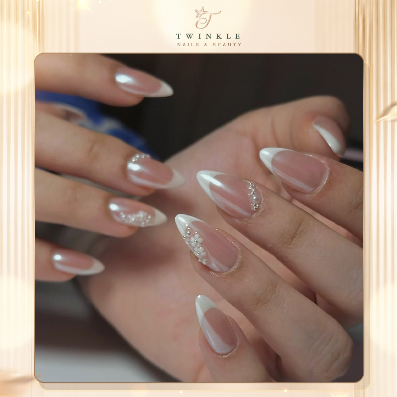 Simple bridal nail ideas, simple bridal nails, natural bridal nailsm, bridal nails for wedding day, twinkle nails & beauty